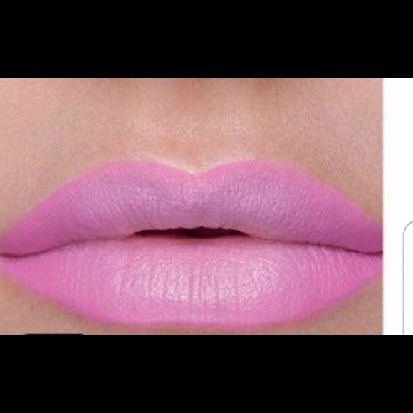 Lipgloss - Picture 7 of 8